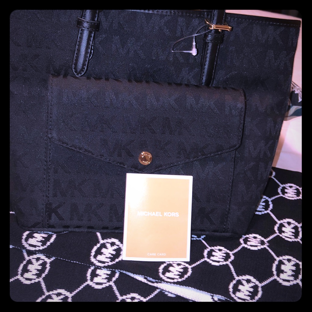 Nwt Micheal Kors Bag Great Gift Ideas